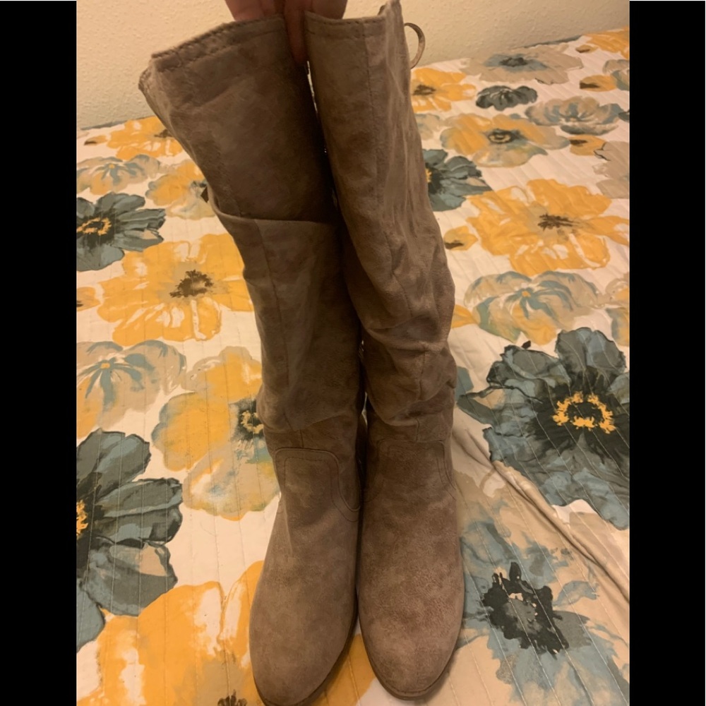 Brown boots